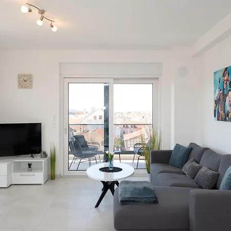 Maestral Βόντιτσε